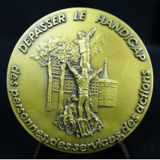 MEDAILLE en BRONZE, ASSOCIATION des PARALYSES de FRANCE, PARIS, 1993.