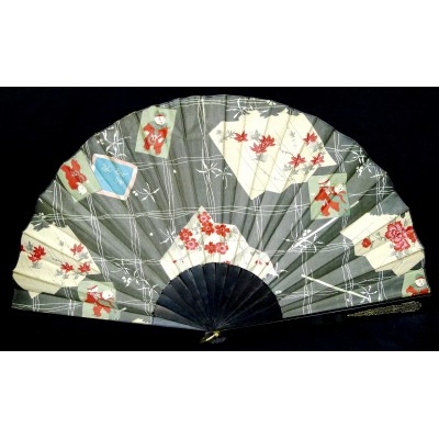 GRAND EVENTAIL 19e SIECLE. FAN.ABANICO. SOIE IMPRIMEE. PRINTED SILK. DECOR CHINE