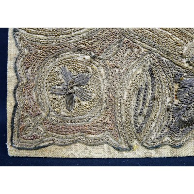 ART OTTAMAN, BRODERIE AVEC TOUGHRA, XVIII / XIXe s. OTTOMAN EMBROIDERY