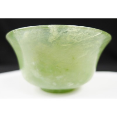 CHINE, BOL ANCIEN EN JADE CELADON. CHINA, ANCIENT BOWL IN CARVED JADE.