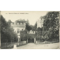 CPA: Chateau de VEAUCE, L'Entrée, vers 1910