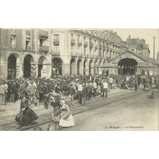 CPA: DIEPPE, La Poissonnerie, vers 1900.