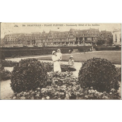 CPA - DEAUVILLE, Plage Fleurie - Années 1920