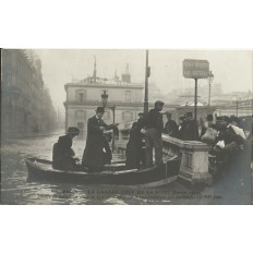 CPA: PARIS, Crue 1910, Rue de Lille.