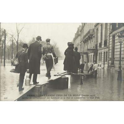 CPA: PARIS, Crue 1910, Rue de Constantine.