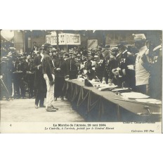 CPA: La Marche de l'Armée 1904. Le Controle à l'Arrivée.