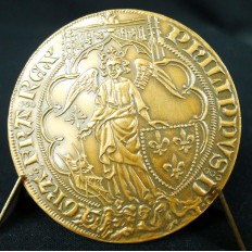 MEDAILLE en CUIVRE, d'après UNE MONNAIE MEDIEVALE (7)