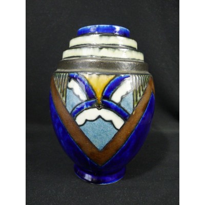 VASE ART-DECO HB QUIMPER ODETTA, vers 1930.