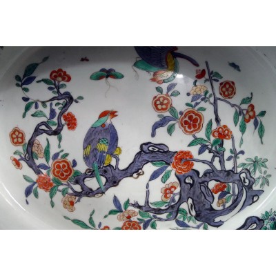 CHINE, JARDINIERE EN PORCELAINE, DYNASTIE QING. XVIIIe s.