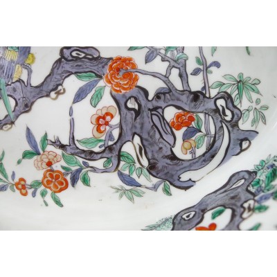 CHINE, JARDINIERE EN PORCELAINE, DYNASTIE QING. XVIIIe s.