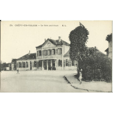 CPA: CREPY-en-VALOIS, La GARE, vers 1900