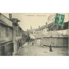 CPA: UZERCHE, Rue de Paris, vers 1910