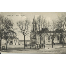 CPA: SEGONZAC, Place de l'EGLISE, vers 1910
