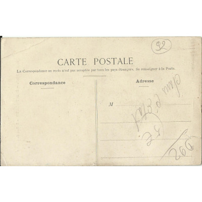 CPA: SAINT-CLOUD, RUE DE L'EGLISE (Animée), vers 1900