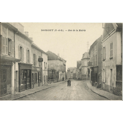 CPA : DOMONT, Rue de la Mairie, Années 1910