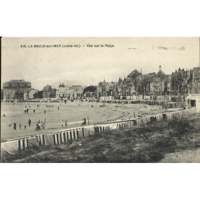 CPA: LA BAULE-sur-MER, Vue sur la Plage, vers 1920
