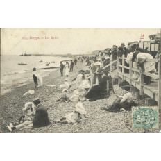 CPA: DIEPPE, Les BAINS, Animation, vers 1900.
