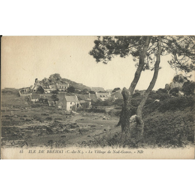 CPA: ILE de BREHAT, Village de NOD-GOVEN, vers 1900