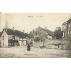 CPA: BEAUJEU, Le BAS du VILLAGE, années 1920