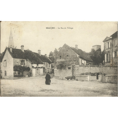 CPA: BEAUJEU, Le BAS du VILLAGE, années 1920