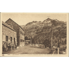 CPA: CAUTERETS, Vallée du MARCADAU, Refuge, vers 1920