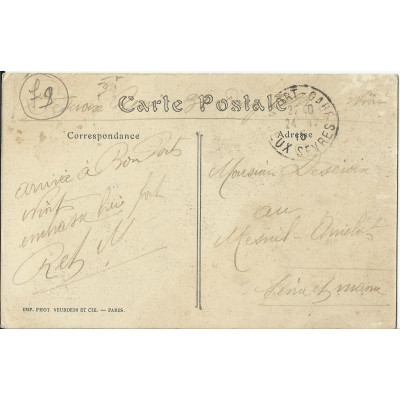 CPA: NIORT, Sur le PONT MAIN, vers 1910